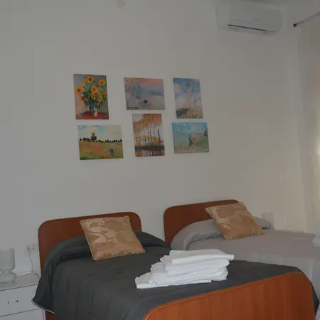Art B&B-3